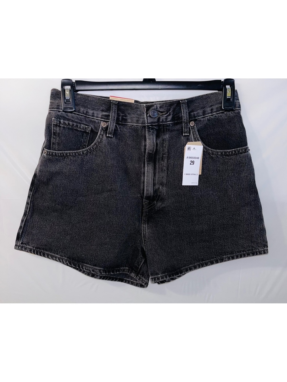 Levi's High-Waisted Mom Shorts Black Denim Size 29